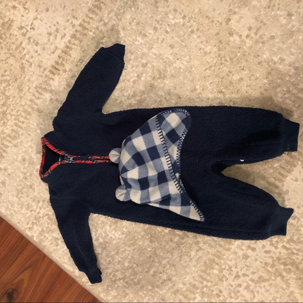 Navy Carter’s Sherpa suit and Old Navy bear hat - Picture 2 of 6